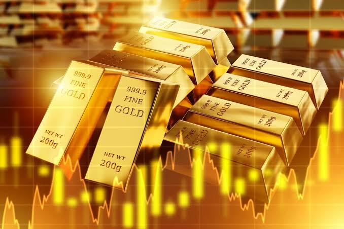 Gold bars and market chart - Gold market August 7, 2026