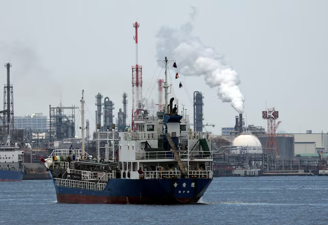 Oil Tanker and Refinery - Oil Market May 2026
